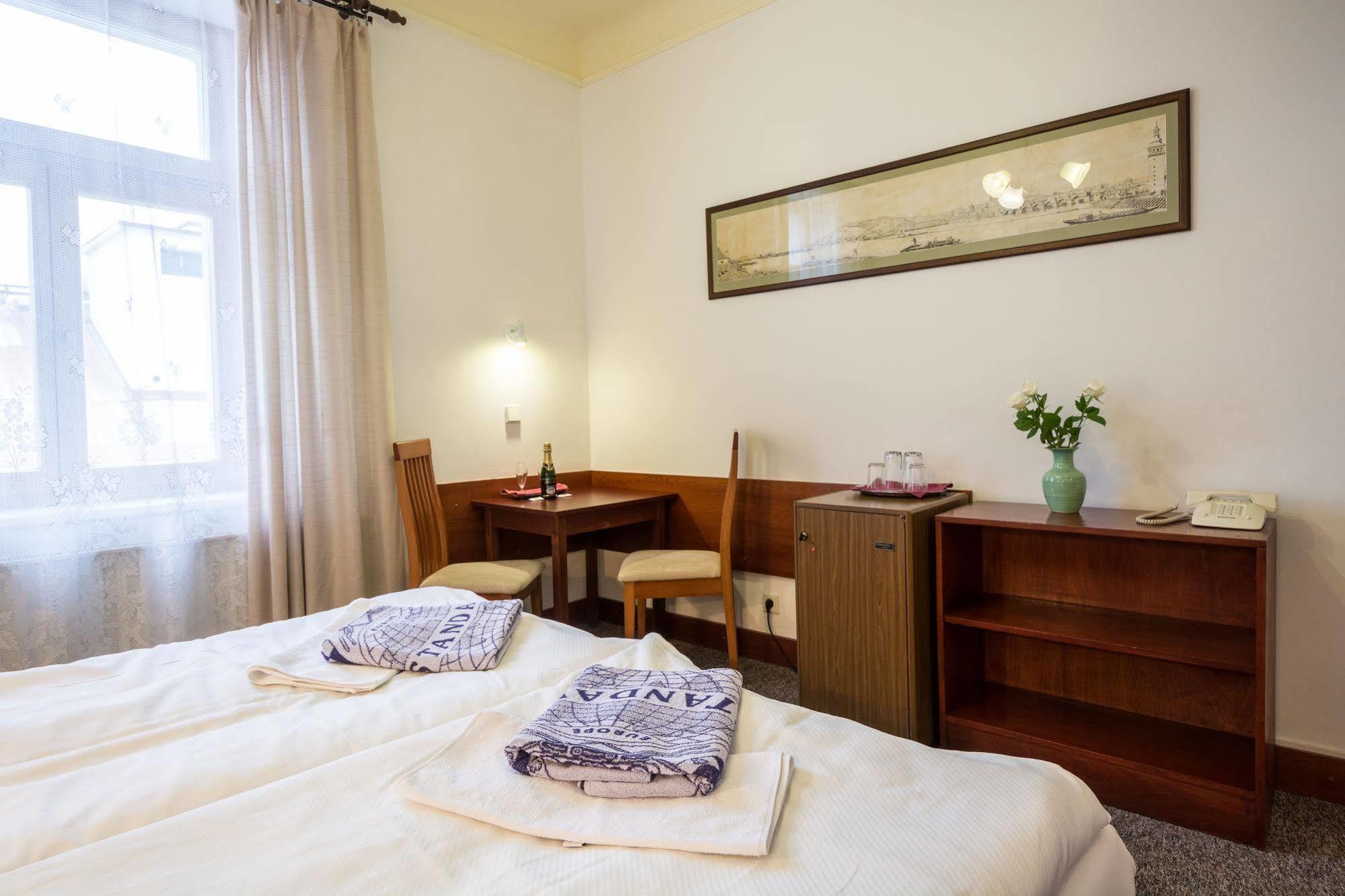 פראג Hotel & Residence Royal Standard מראה חיצוני תמונה