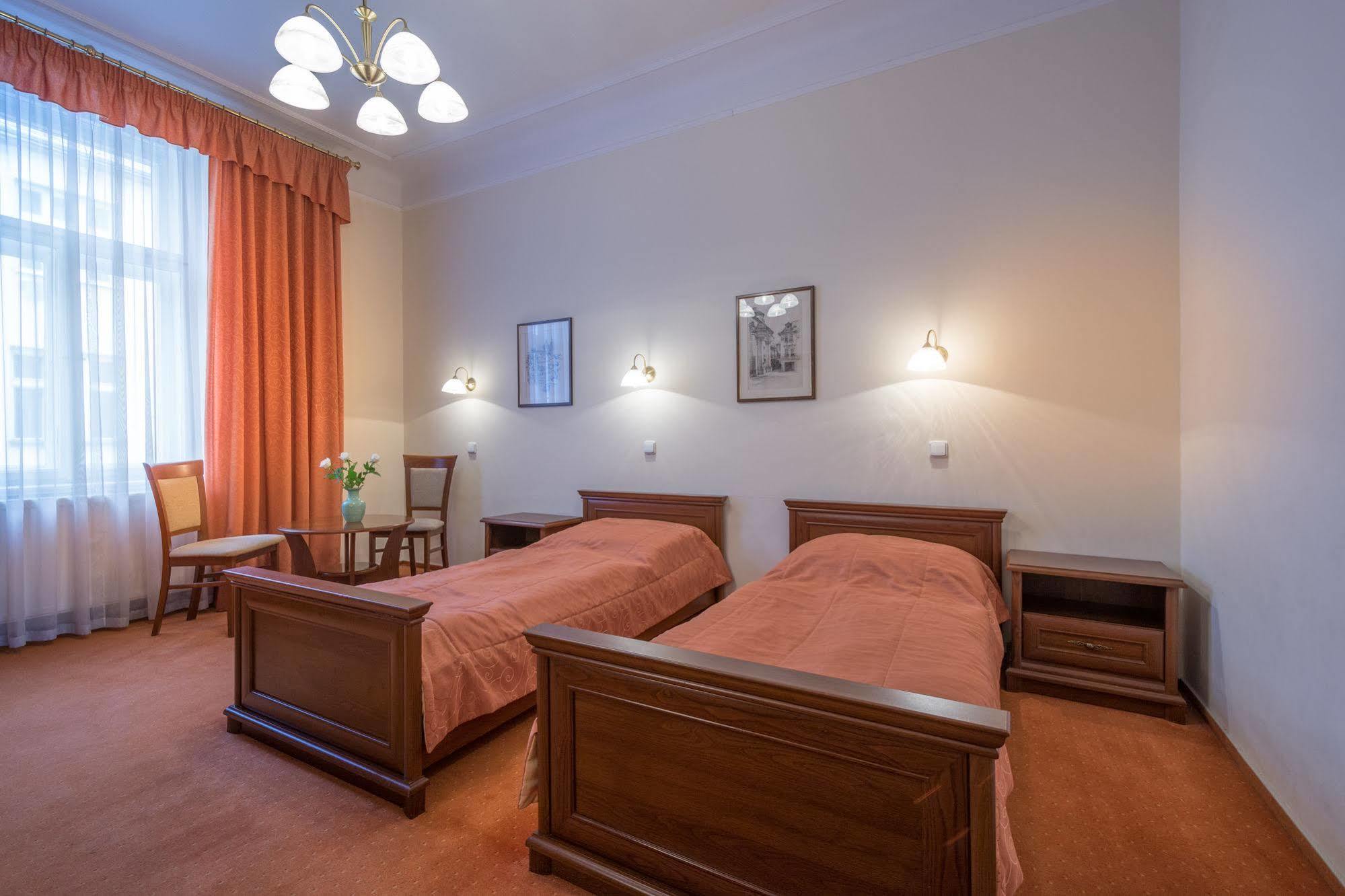 פראג Hotel & Residence Royal Standard מראה חיצוני תמונה