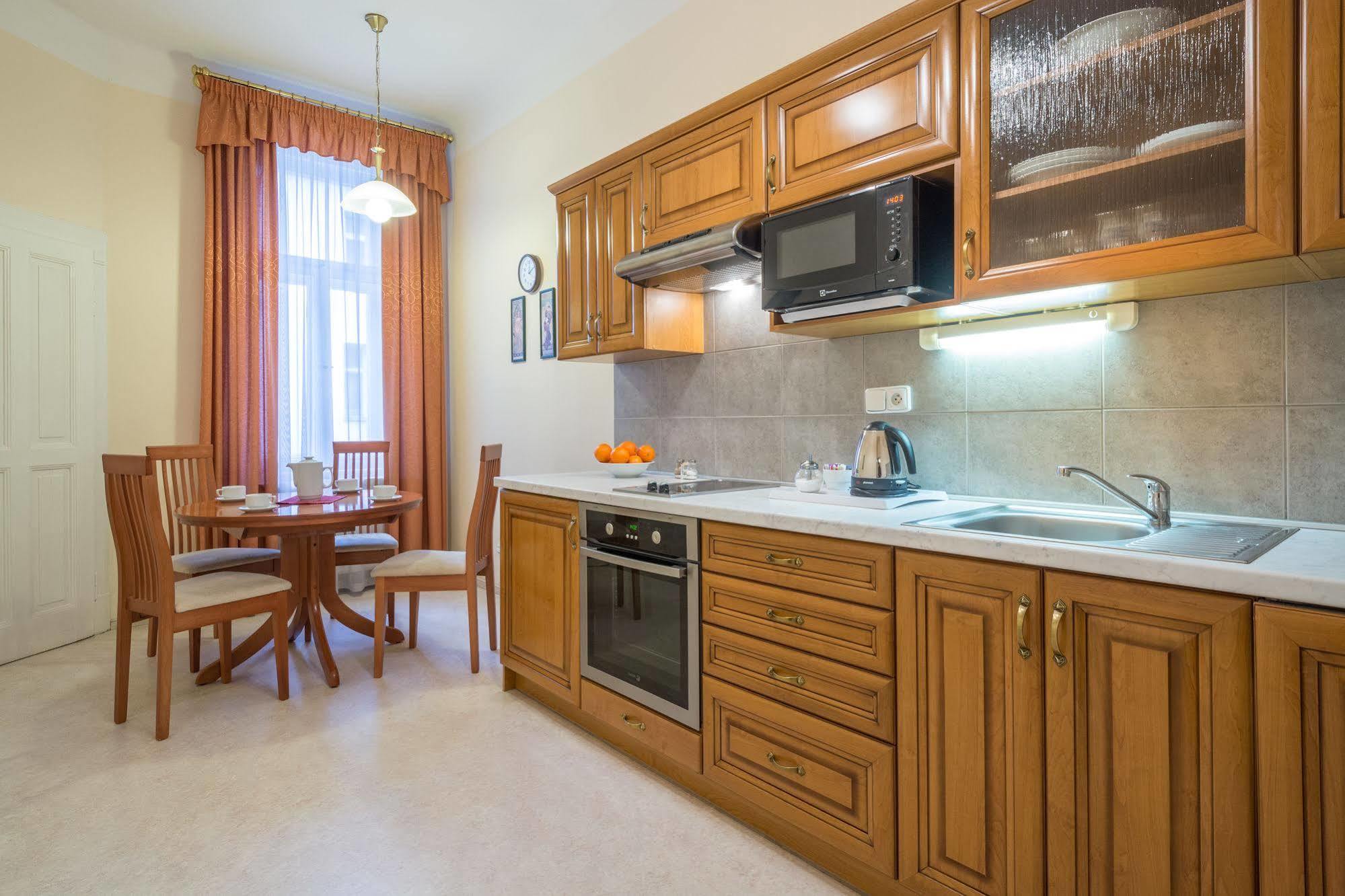 פראג Hotel & Residence Royal Standard מראה חיצוני תמונה